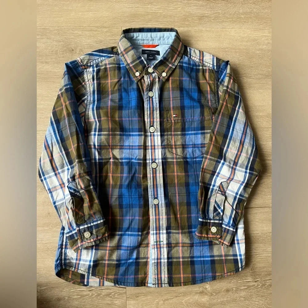 Boys Tommy Hilfiger Button Down Dress Shirt Plaid SZ 5